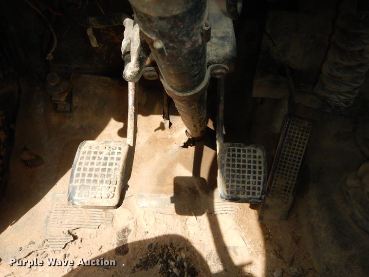 image for item DB8254 1968 Ford F600 feed mixer truck