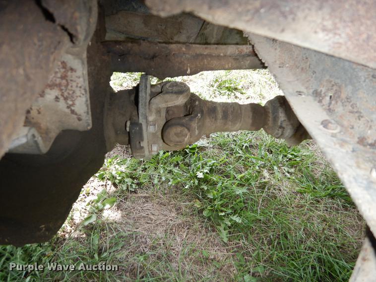 image for item DB8254 1968 Ford F600 feed mixer truck