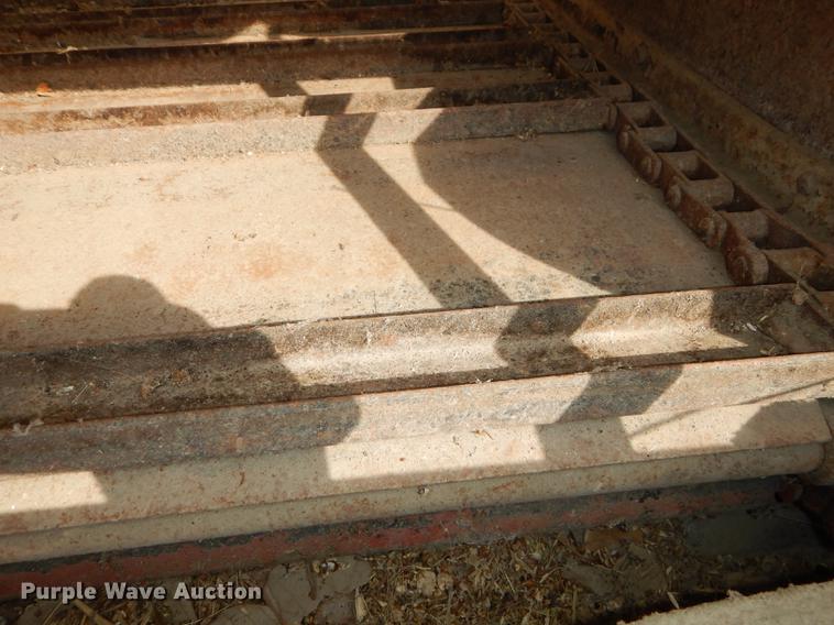 image for item DB8254 1968 Ford F600 feed mixer truck