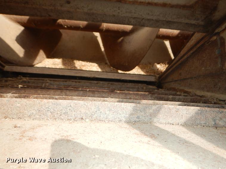 image for item DB8254 1968 Ford F600 feed mixer truck