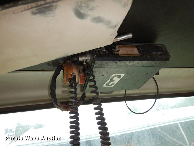 image for item DB8292 1973 Ford 700 feed mixer truck