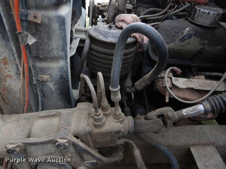 image for item DB8292 1973 Ford 700 feed mixer truck