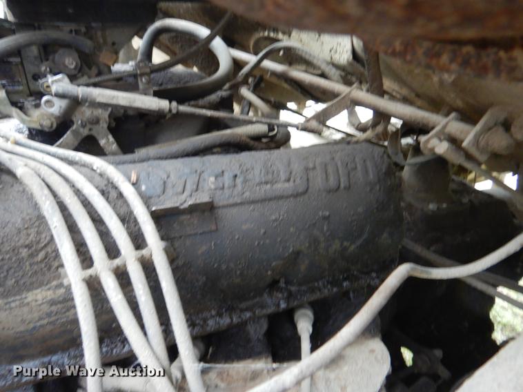 image for item DB8292 1973 Ford 700 feed mixer truck