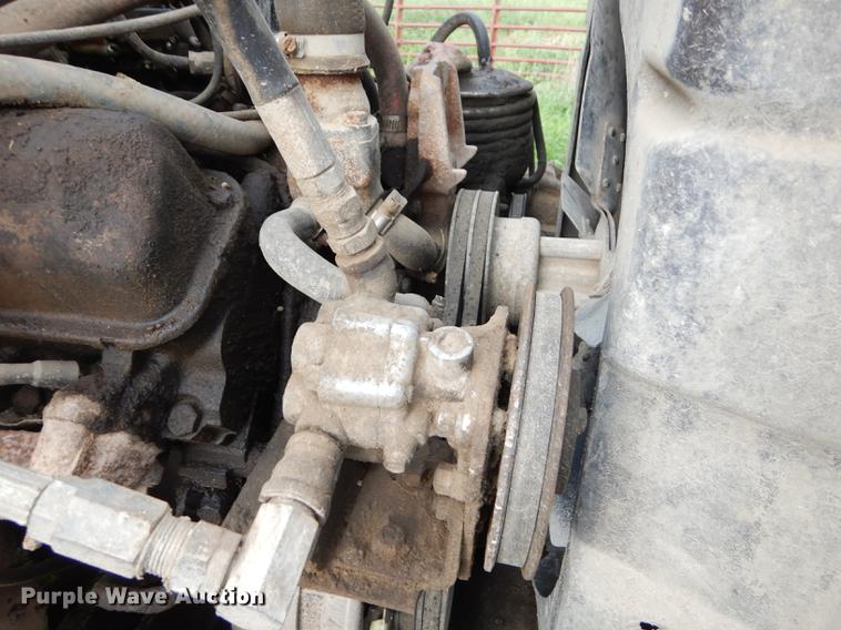 image for item DB8292 1973 Ford 700 feed mixer truck