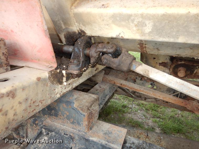 image for item DB8292 1973 Ford 700 feed mixer truck