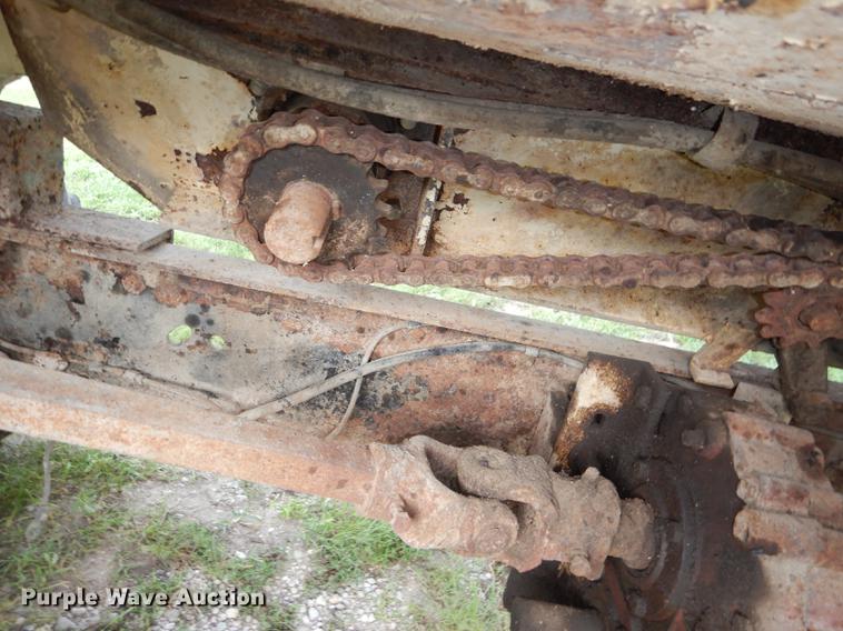 image for item DB8292 1973 Ford 700 feed mixer truck