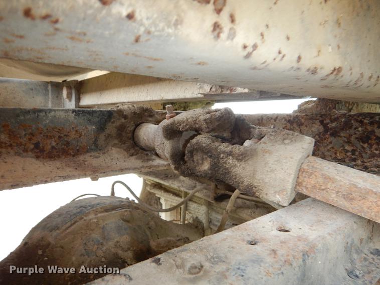 image for item DB8292 1973 Ford 700 feed mixer truck