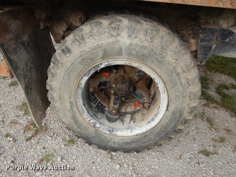 image for item DB8292 1973 Ford 700 feed mixer truck