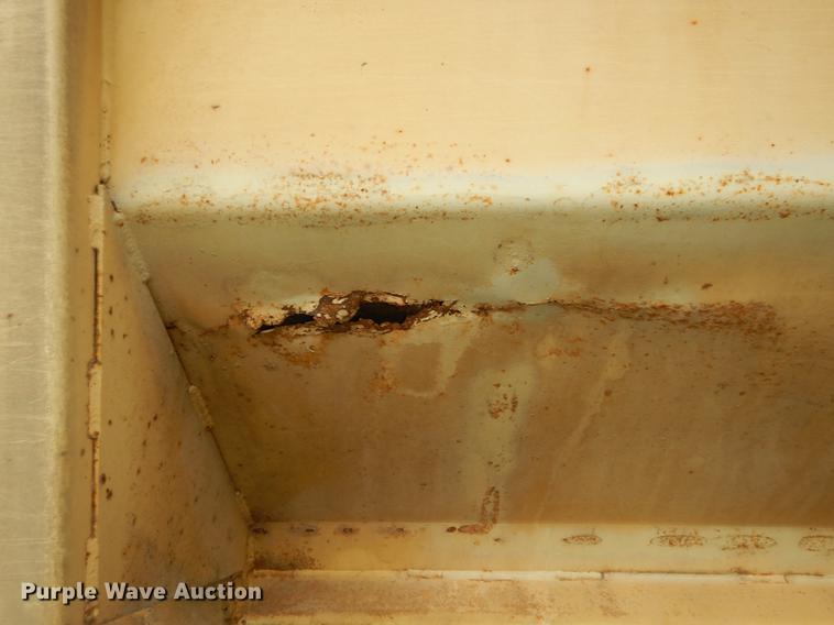 image for item DB8292 1973 Ford 700 feed mixer truck