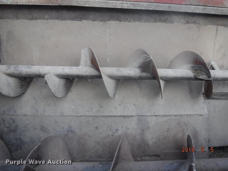 image for item DB8292 1973 Ford 700 feed mixer truck