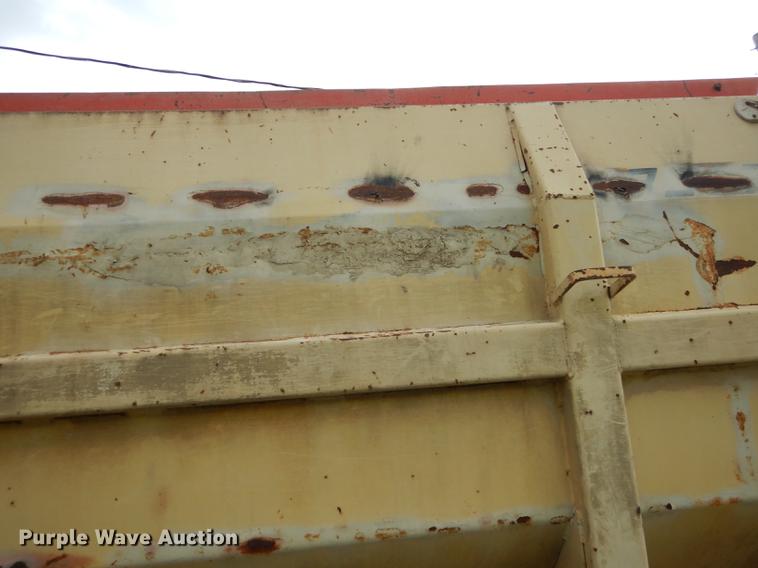 image for item DB8292 1973 Ford 700 feed mixer truck