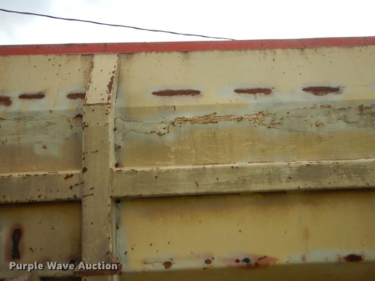 image for item DB8292 1973 Ford 700 feed mixer truck