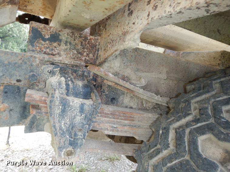 image for item DB8292 1973 Ford 700 feed mixer truck