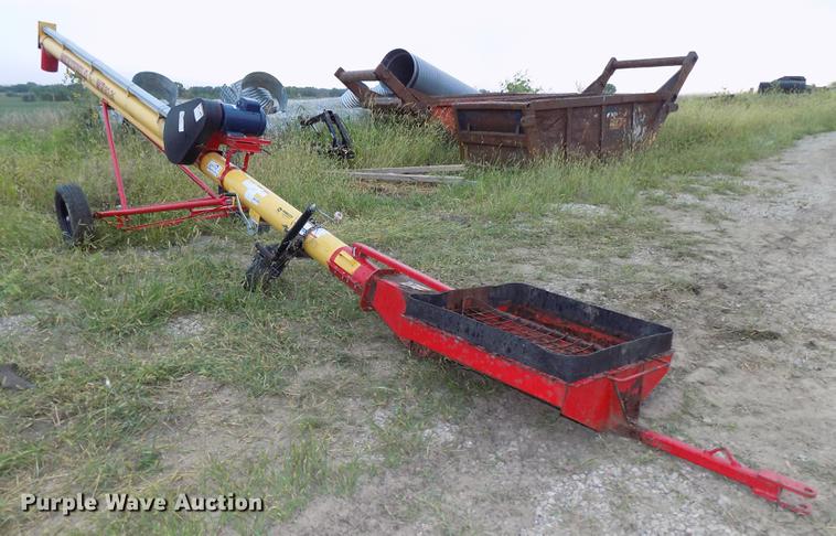 image for item DB8627 Westfield WR80-26 grain auger