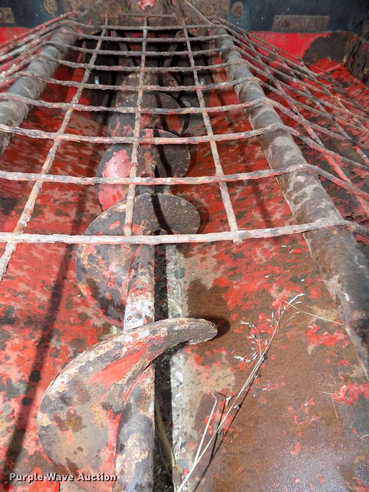 image for item DB8627 Westfield WR80-26 grain auger