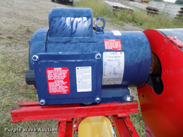 image for item DB8627 Westfield WR80-26 grain auger