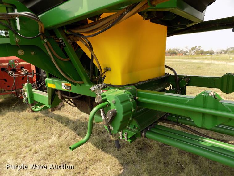 image for item DB9136 2003 John Deere 1890 no-till air seeder