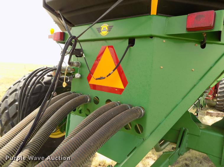 image for item DB9136 2003 John Deere 1890 no-till air seeder