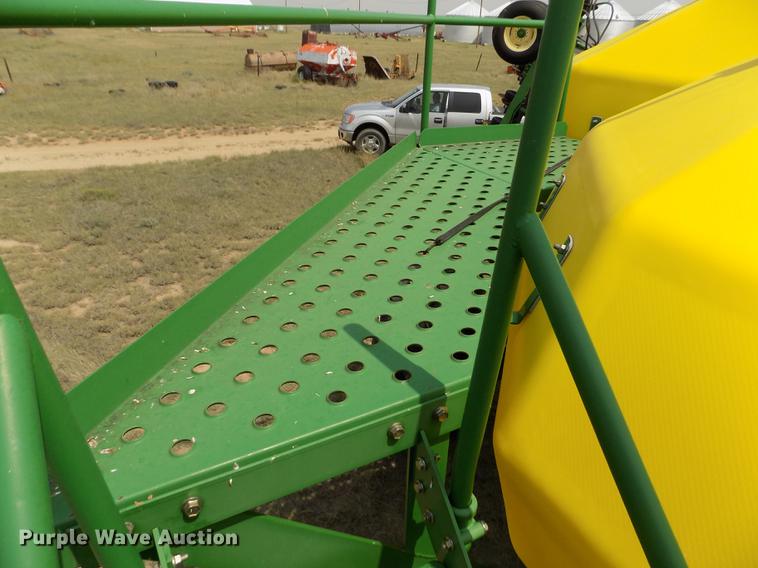 image for item DB9136 2003 John Deere 1890 no-till air seeder