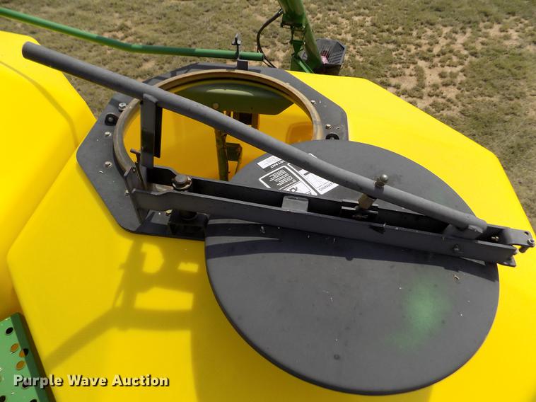 image for item DB9136 2003 John Deere 1890 no-till air seeder