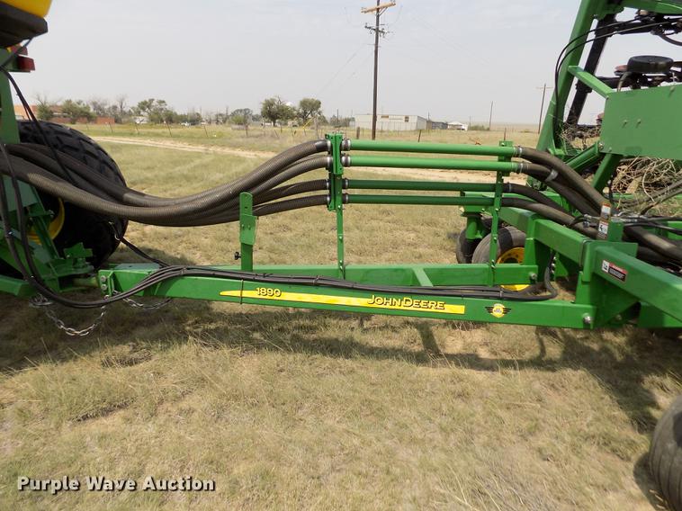 image for item DB9136 2003 John Deere 1890 no-till air seeder