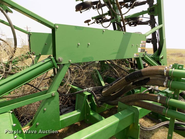 image for item DB9136 2003 John Deere 1890 no-till air seeder