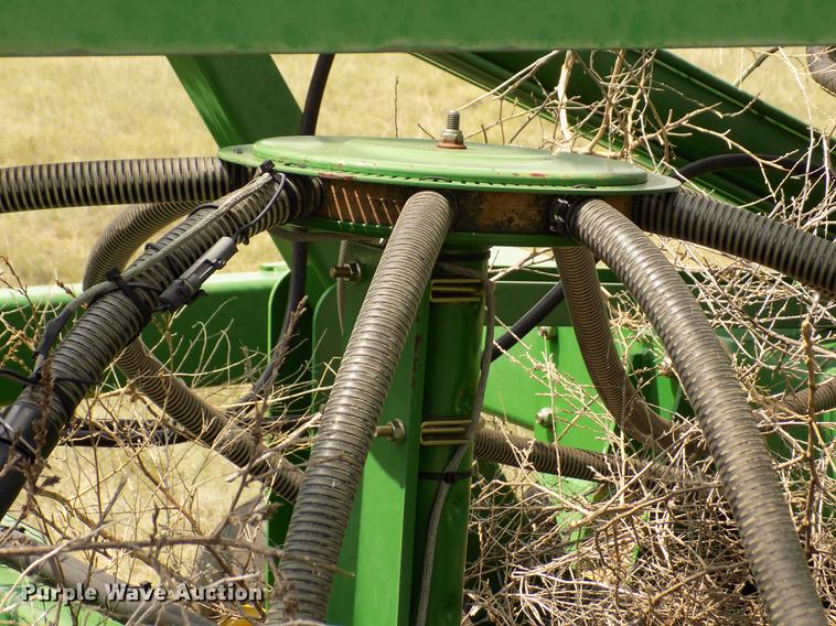 image for item DB9136 2003 John Deere 1890 no-till air seeder