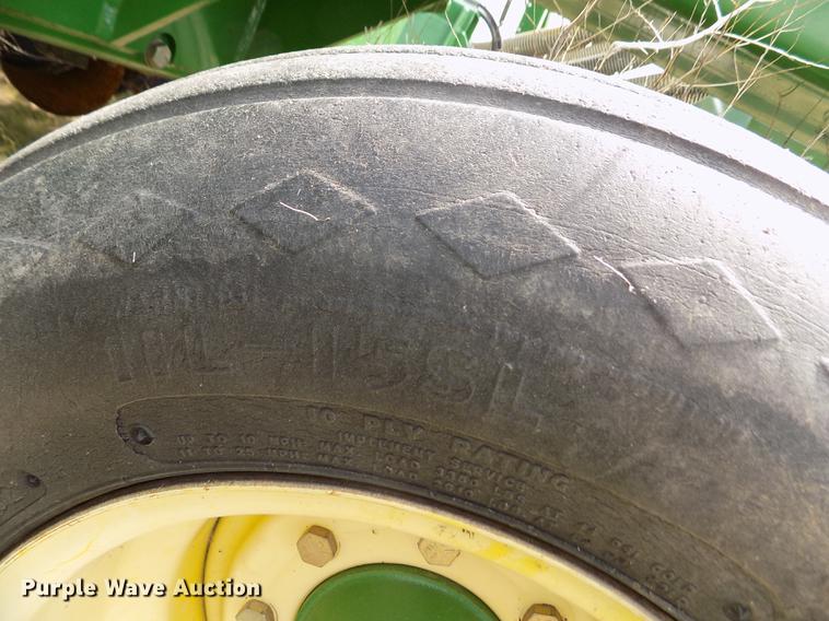 image for item DB9136 2003 John Deere 1890 no-till air seeder