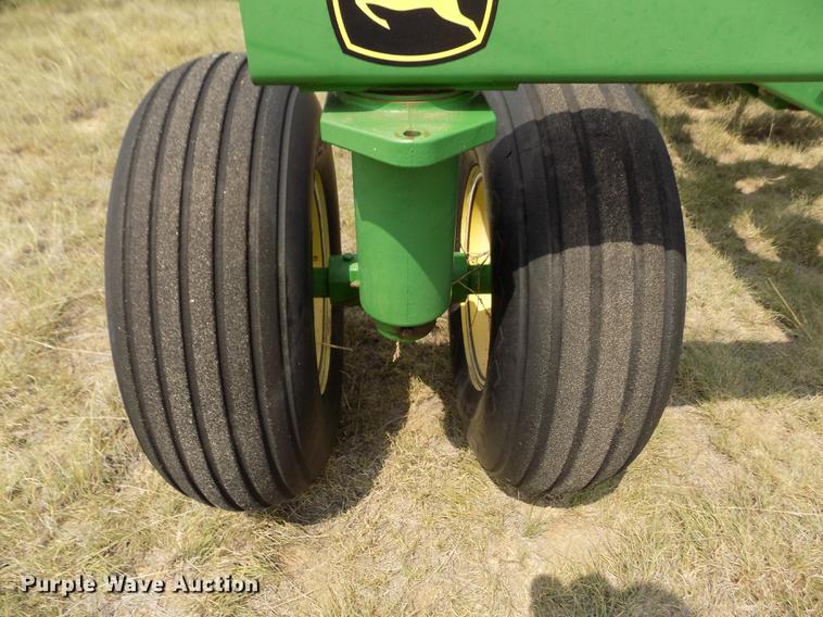 image for item DB9136 2003 John Deere 1890 no-till air seeder