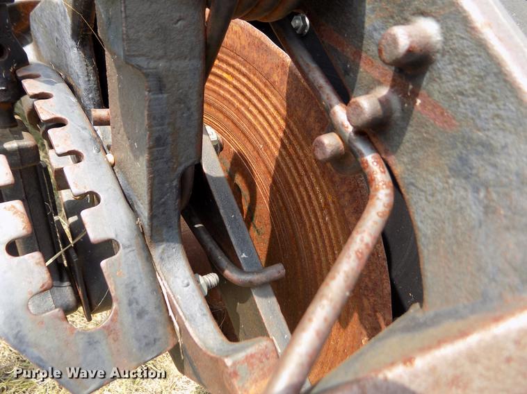 image for item DB9136 2003 John Deere 1890 no-till air seeder