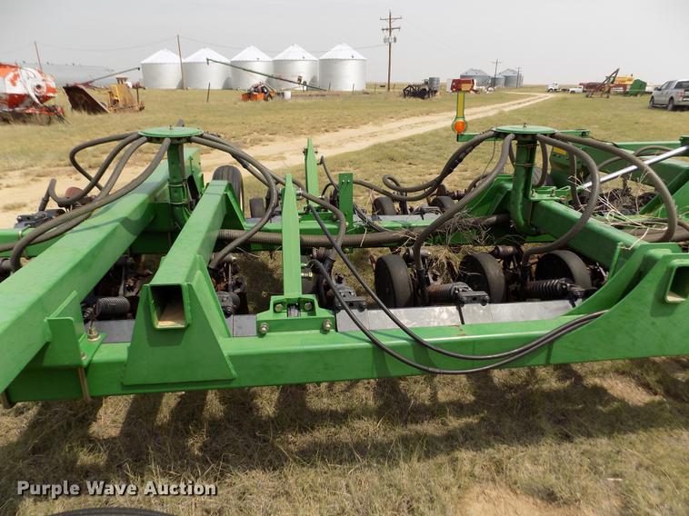 image for item DB9136 2003 John Deere 1890 no-till air seeder