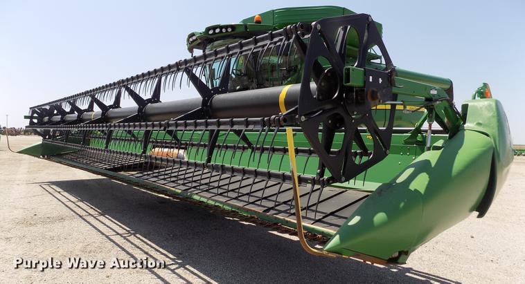 image for item DB9183 2010 John Deere 635D rigid draper head