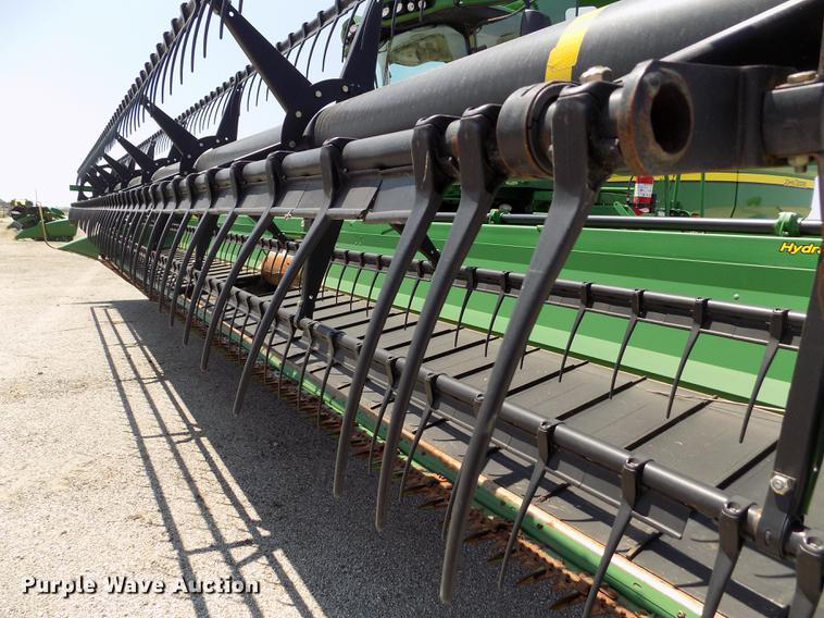 image for item DB9183 2010 John Deere 635D rigid draper head