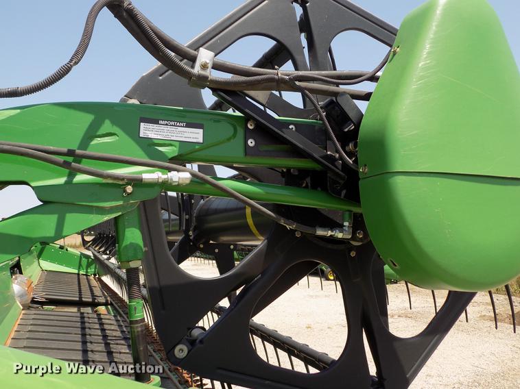 image for item DB9183 2010 John Deere 635D rigid draper head
