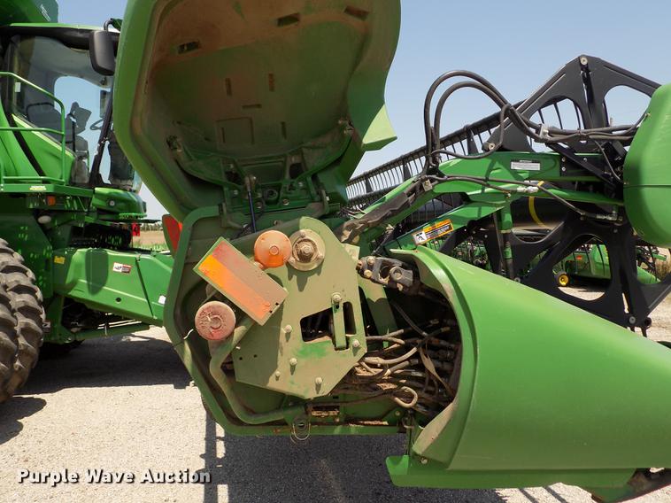 image for item DB9183 2010 John Deere 635D rigid draper head