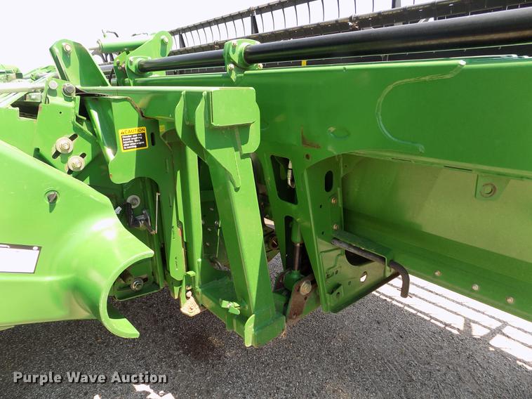 image for item DB9183 2010 John Deere 635D rigid draper head