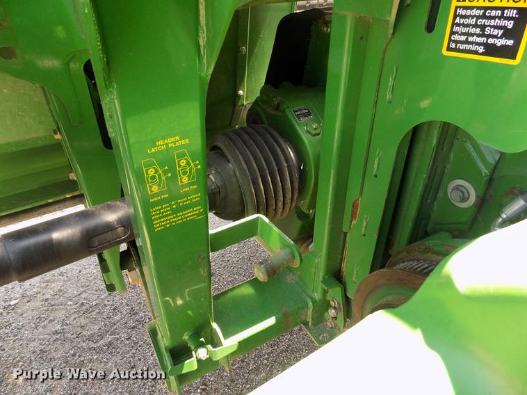 image for item DB9183 2010 John Deere 635D rigid draper head