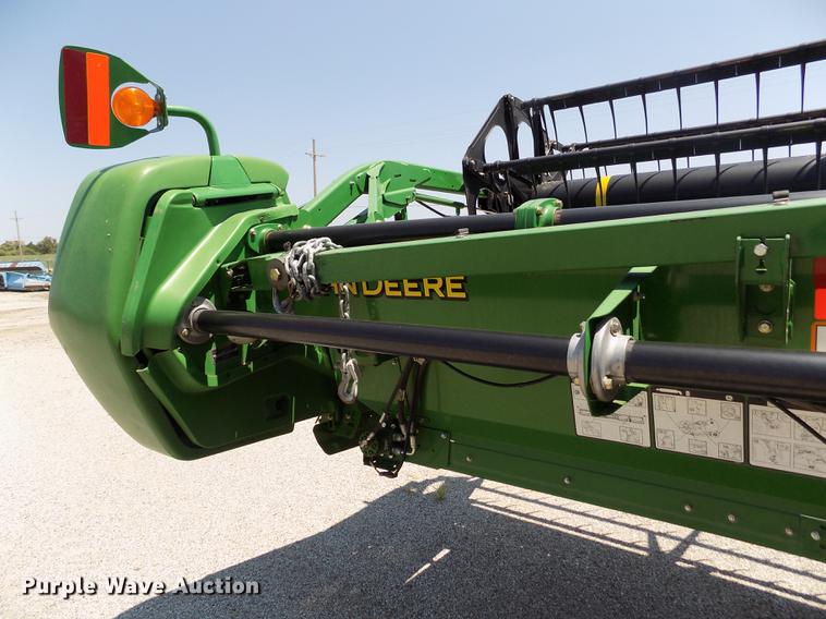 image for item DB9183 2010 John Deere 635D rigid draper head