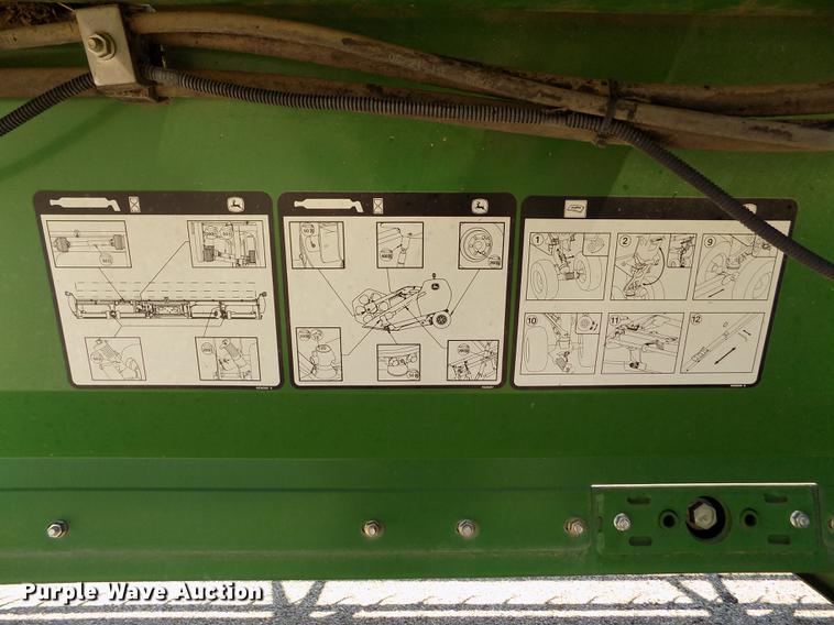 image for item DB9183 2010 John Deere 635D rigid draper head