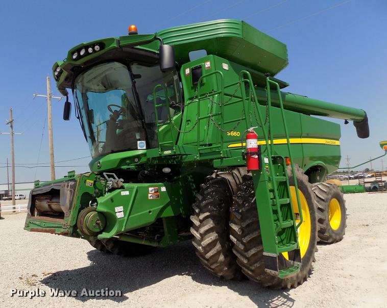image for item DB9184 2013 John Deere S660 STS combine