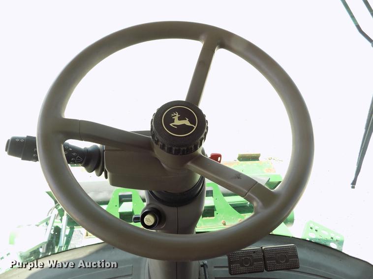 image for item DB9184 2013 John Deere S660 STS combine