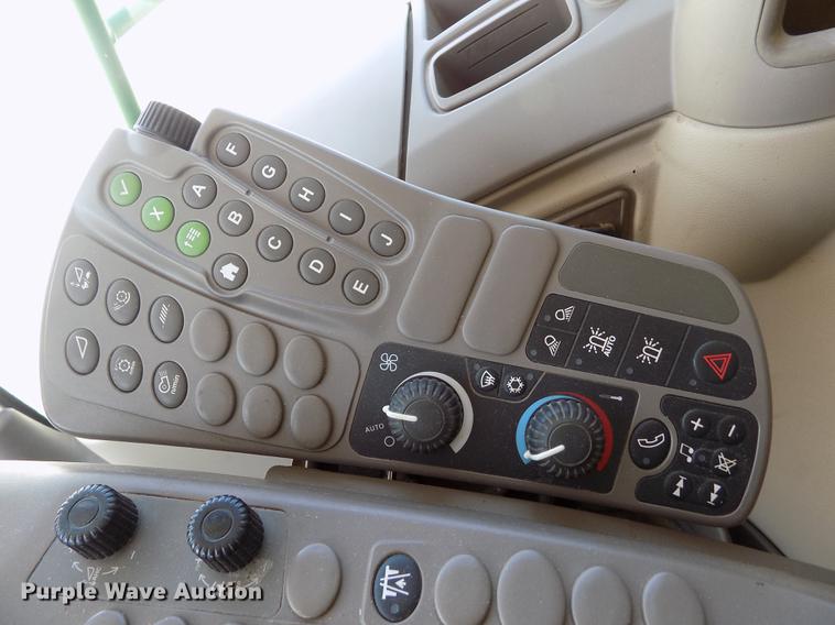 image for item DB9184 2013 John Deere S660 STS combine