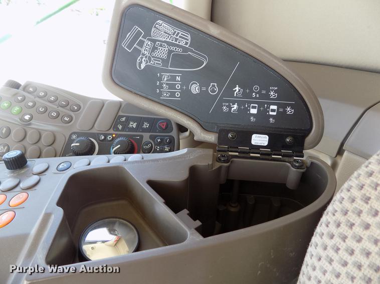 image for item DB9184 2013 John Deere S660 STS combine