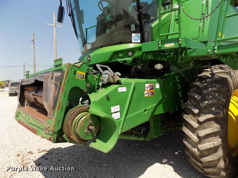 image for item DB9184 2013 John Deere S660 STS combine