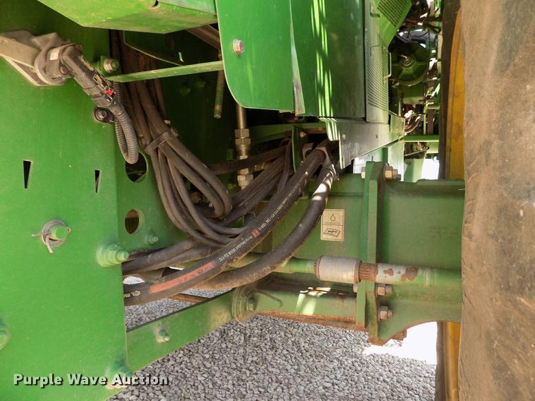 image for item DB9184 2013 John Deere S660 STS combine