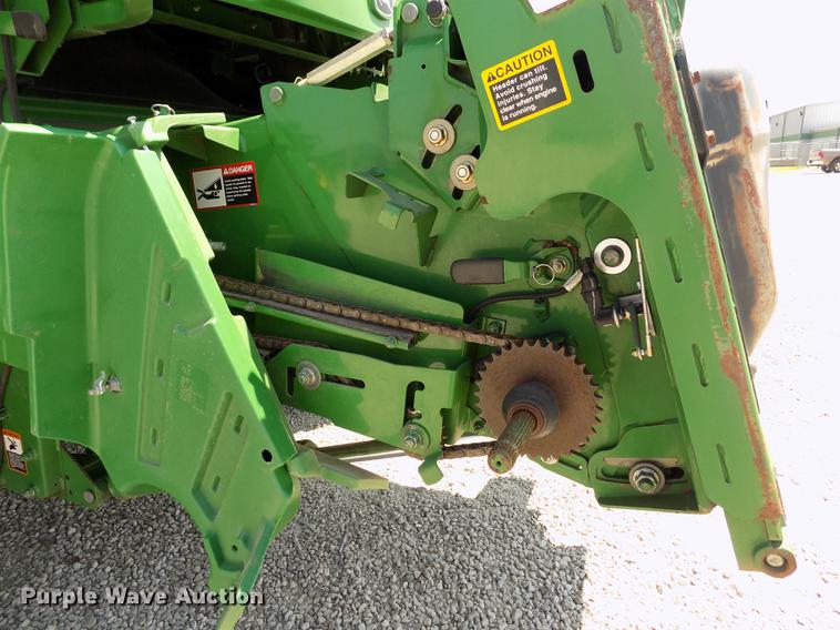 image for item DB9184 2013 John Deere S660 STS combine
