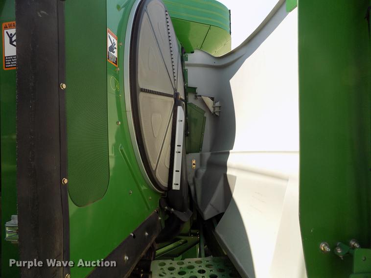 image for item DB9184 2013 John Deere S660 STS combine