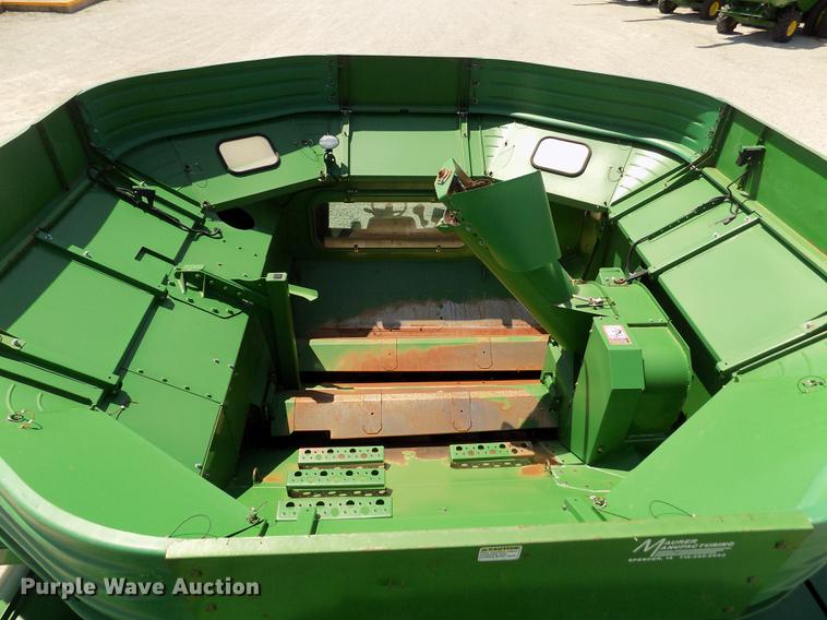 image for item DB9184 2013 John Deere S660 STS combine