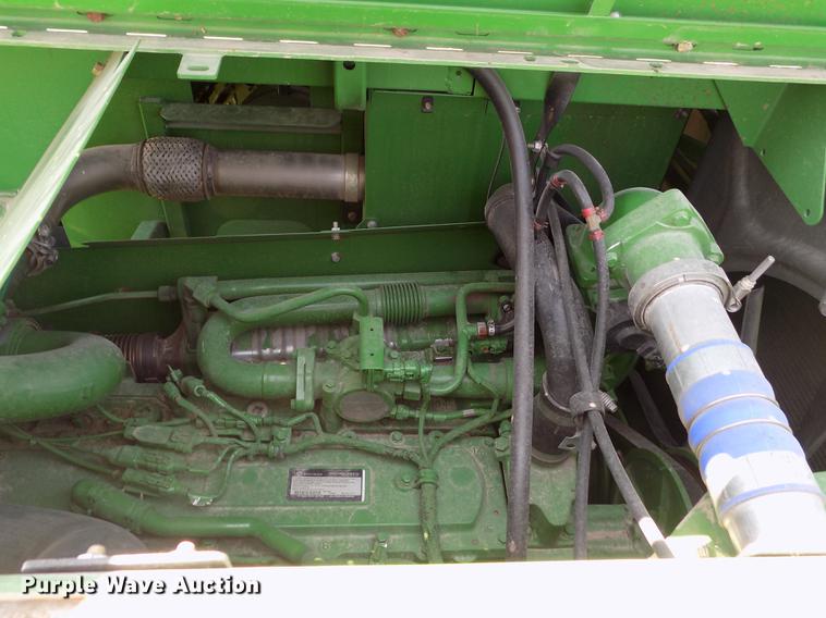 image for item DB9184 2013 John Deere S660 STS combine