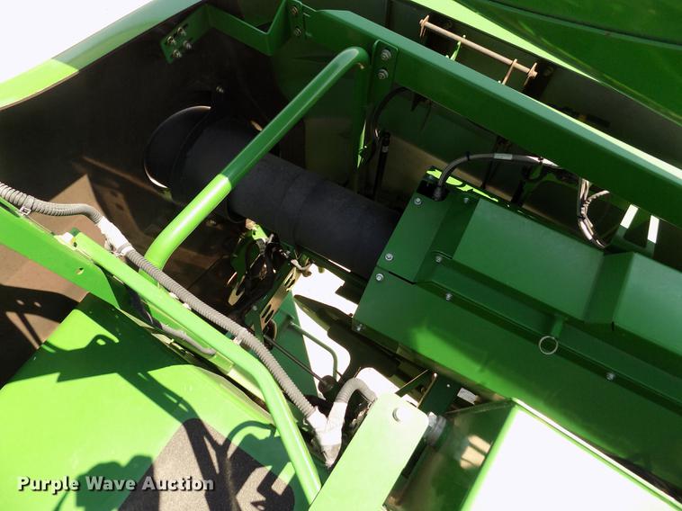 image for item DB9184 2013 John Deere S660 STS combine